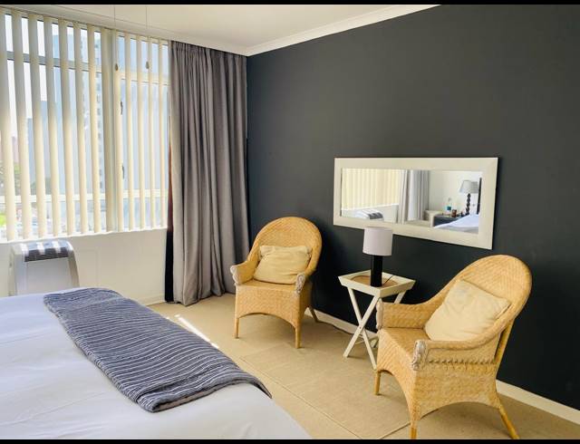 2 BEDROOM APARTMENT FOR SALE IN UMHLANGA CENTRAL